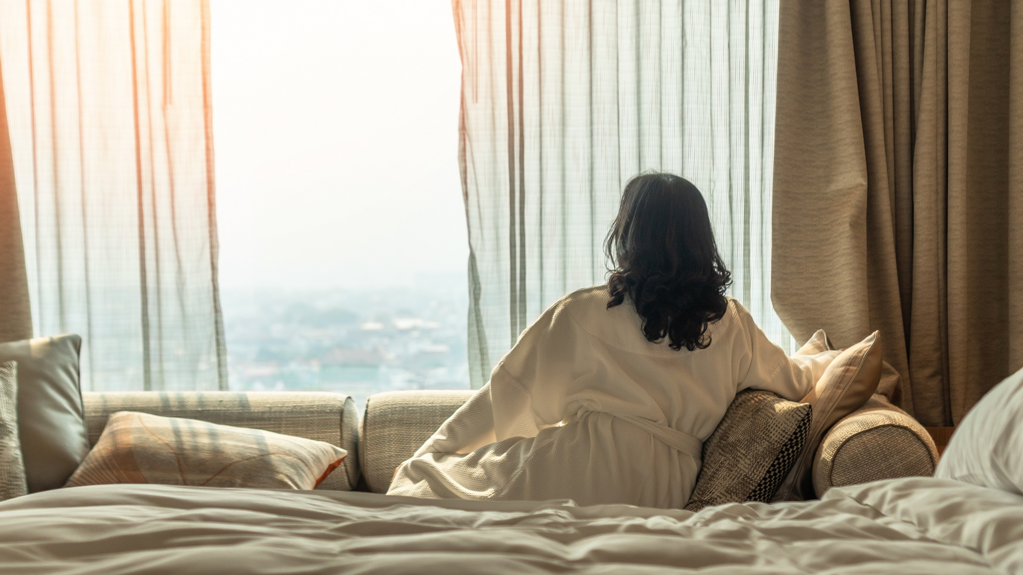 Drifting into Quiet: A Calming Night-Time Ritual for Better Sleep and Inner Wellness